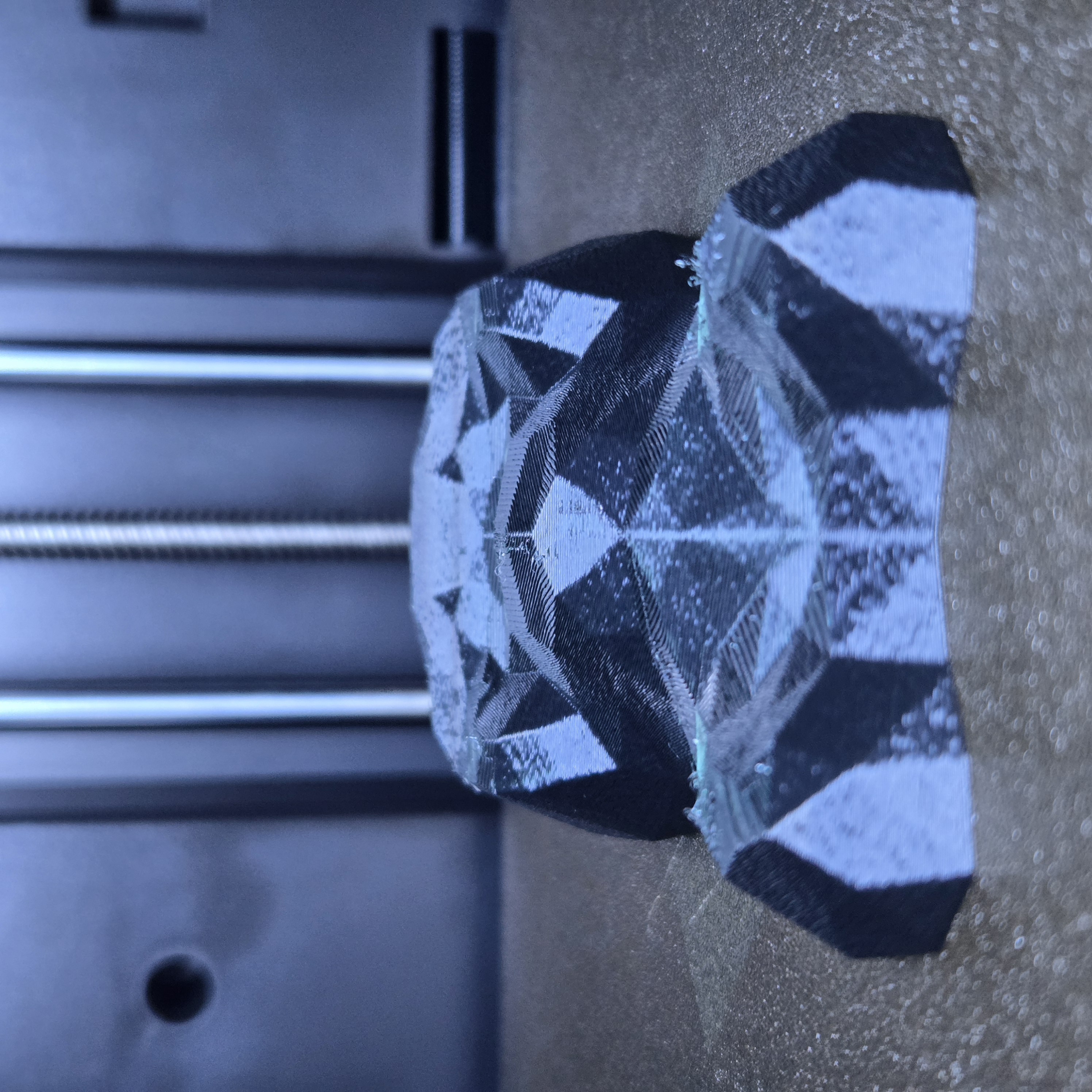 Low Poly Green Car - an experimental print inspired by Colani's Red Car